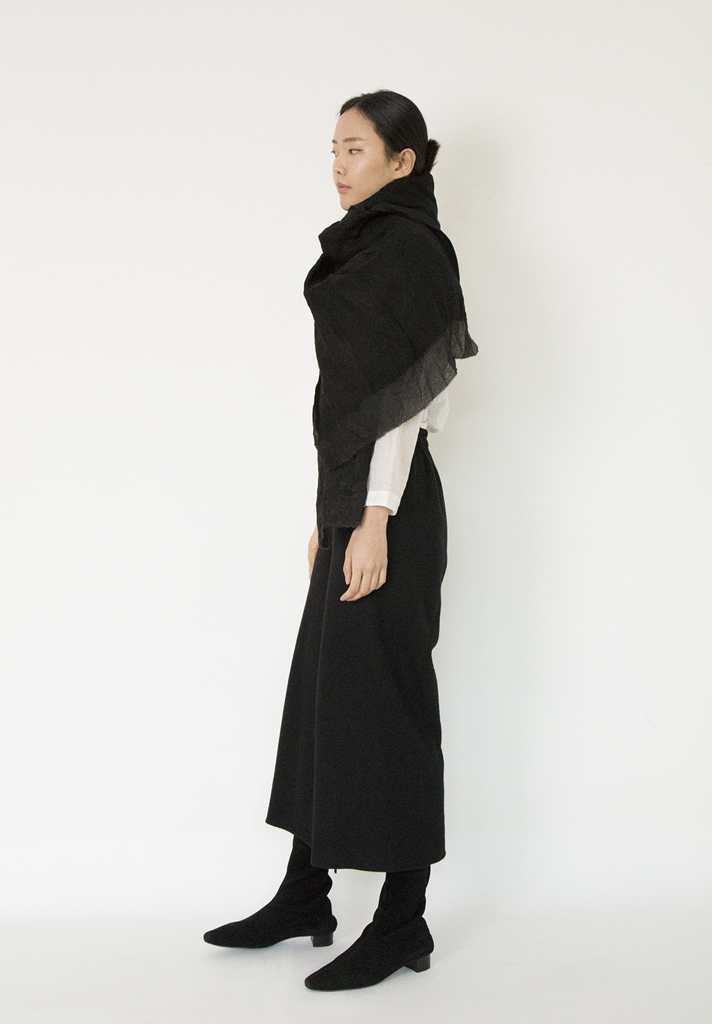 Overlay shawl - black
